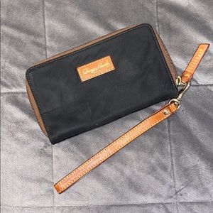 Used Nylon Dooney & Bourke Wallet w/Wrist Strap
